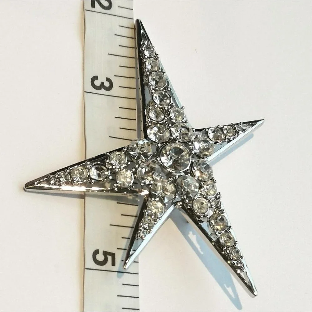 NWT Large crystal modernist star brooch pin